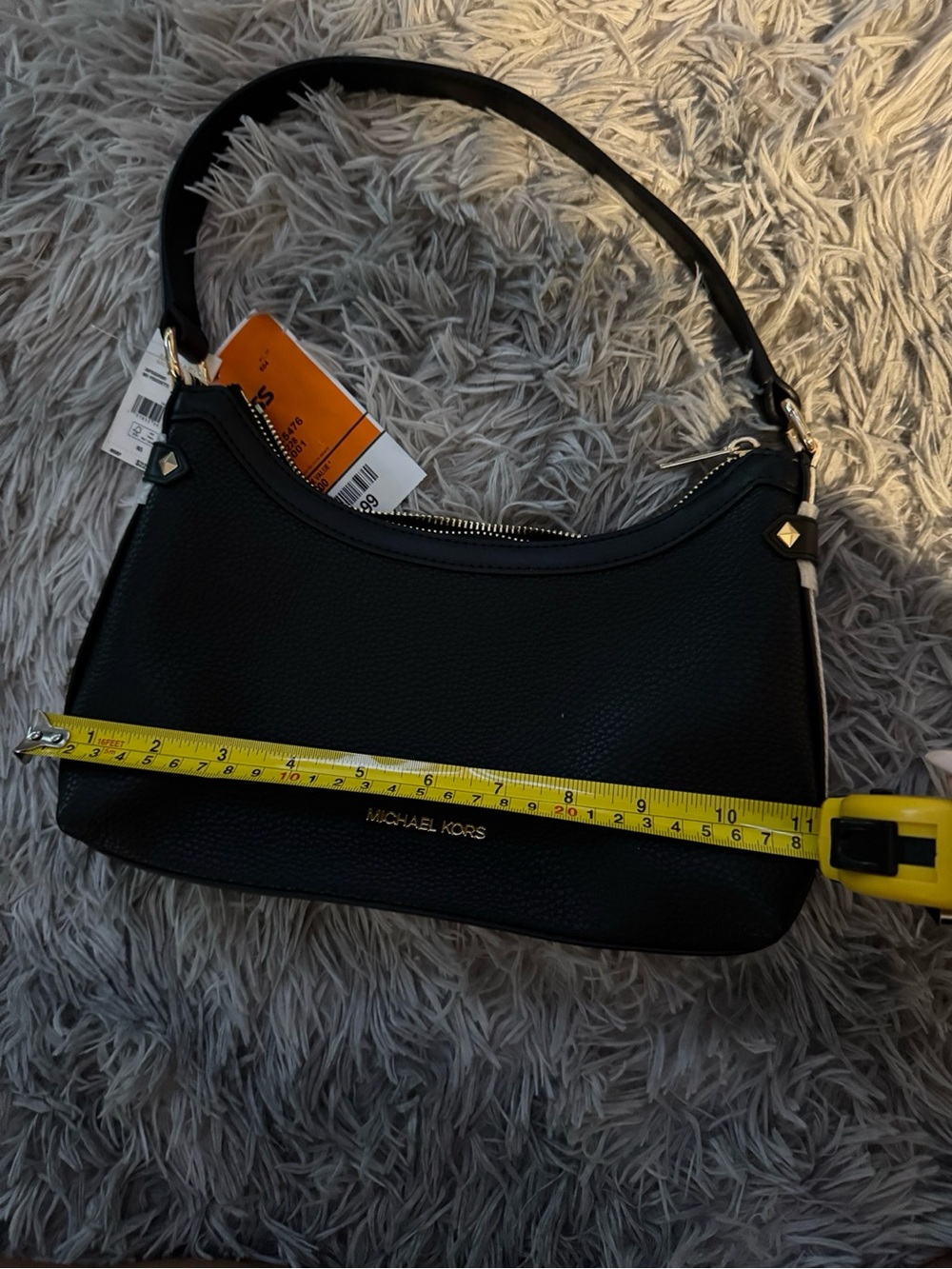 NWT Michael Kors Black Pebbled Shoulder Hobo Bag with Gold Hardware - Picture 2 of 6